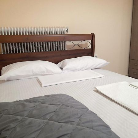Απεριόριστη Θέα Appartement Larissa Buitenkant foto